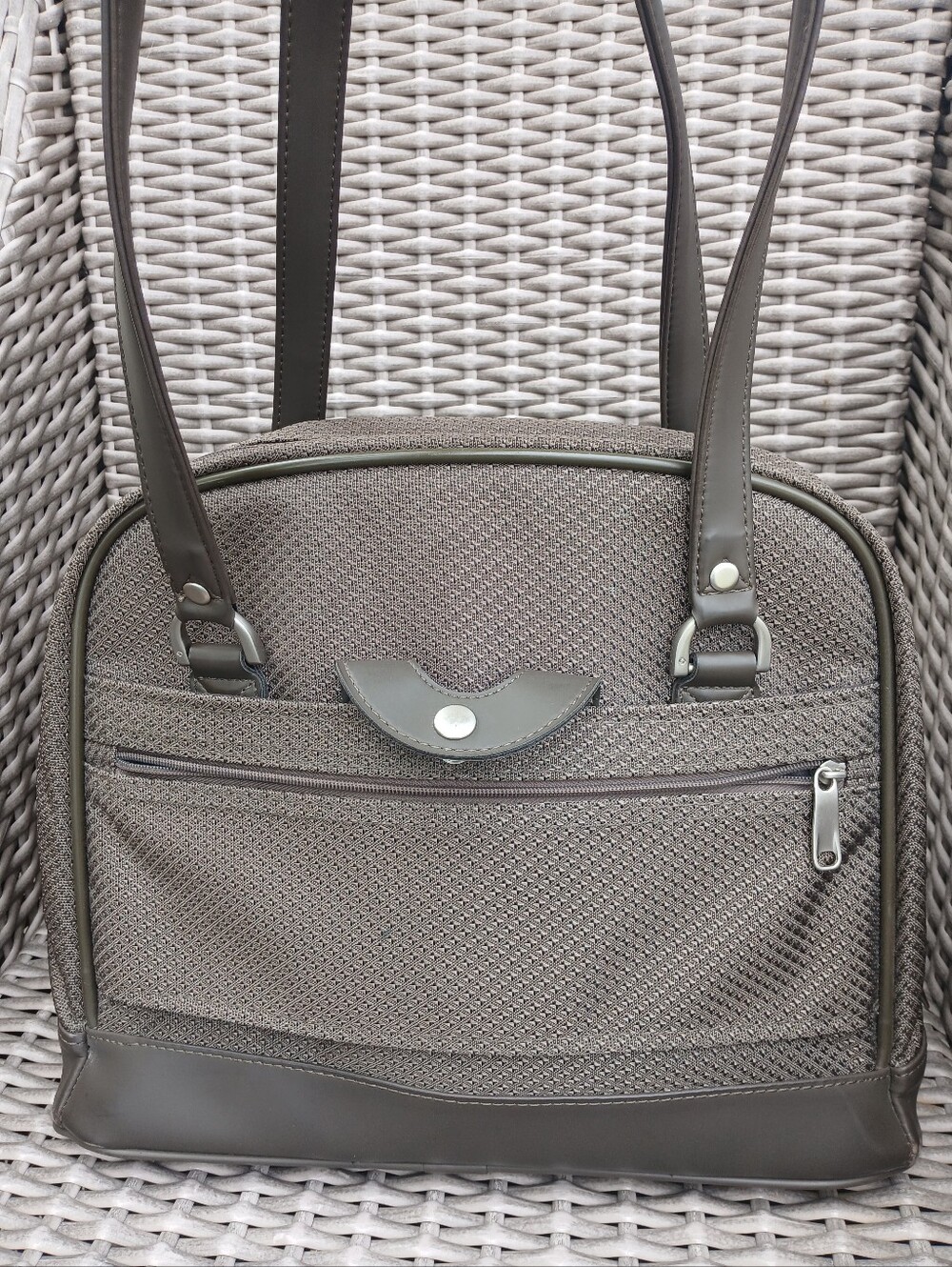 Samsonite Taupe-Brown Structured Textured Bag - Picture 5 of 15